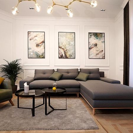 Luxury Apartments Donostia & Iruna Белград Екстериор снимка
