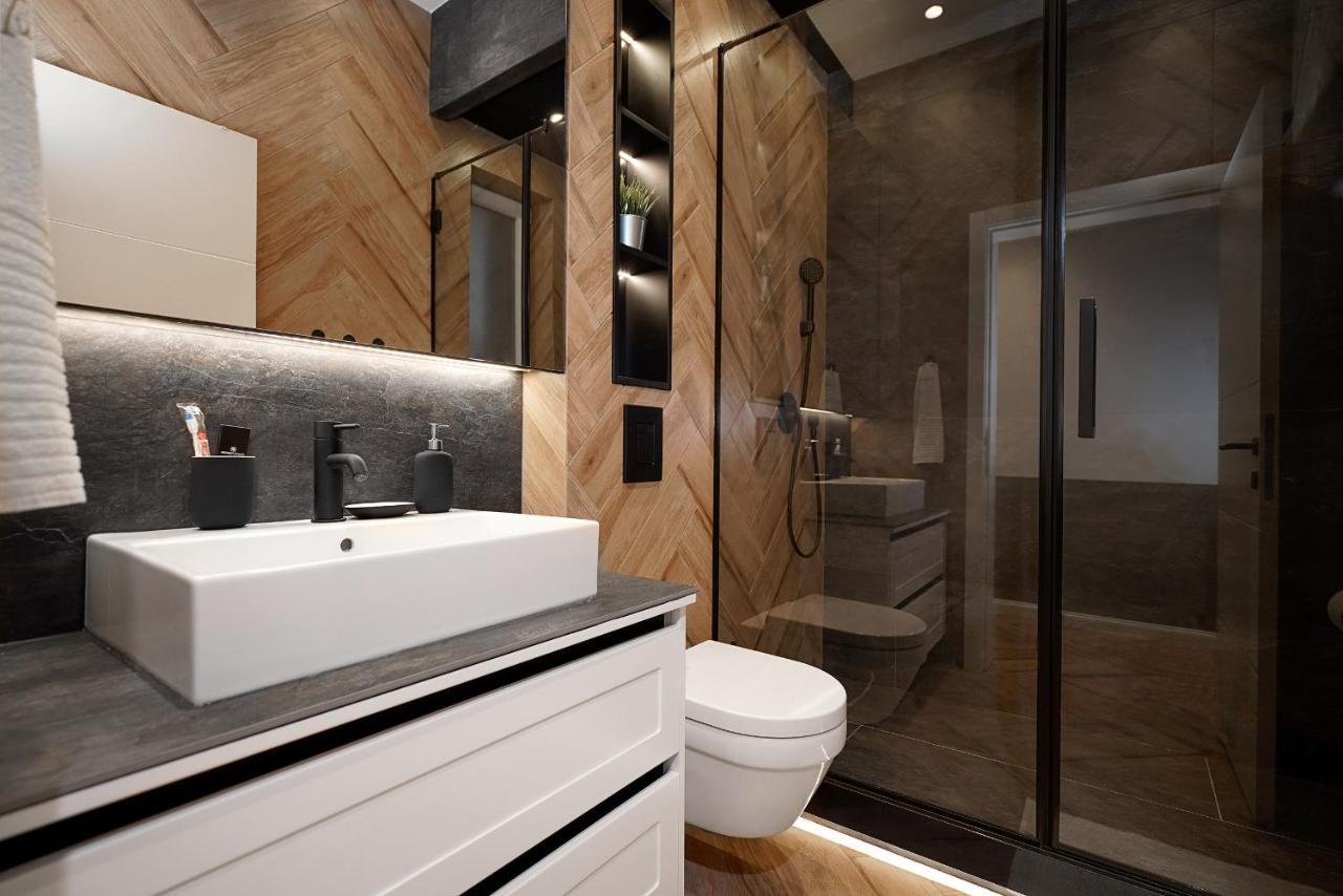 Luxury Apartments Donostia & Iruna Белград Екстериор снимка