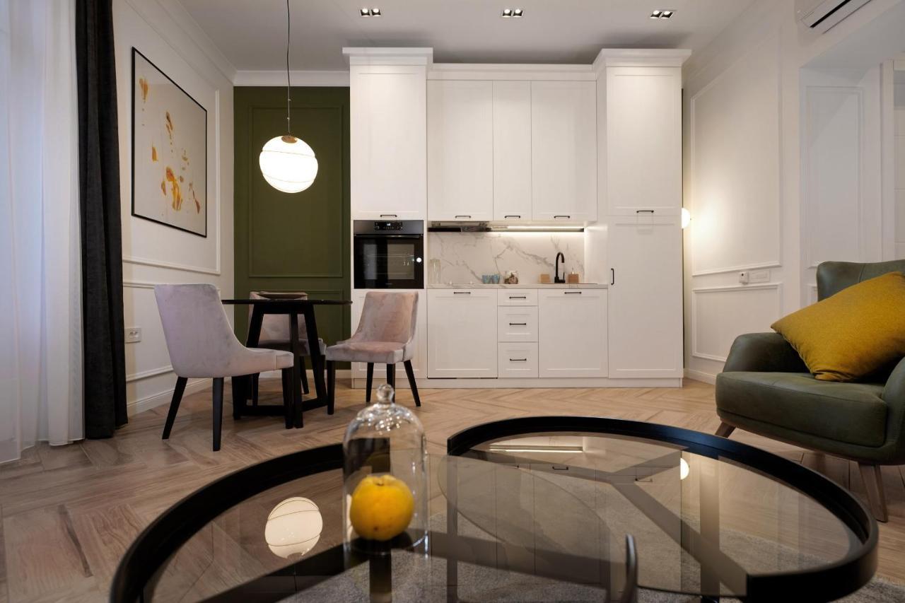Luxury Apartments Donostia & Iruna Белград Екстериор снимка